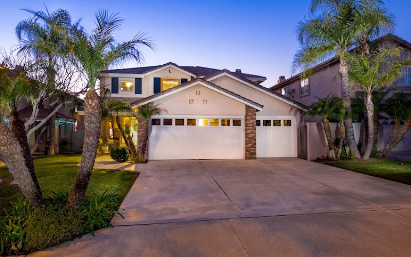 MIKE and TRAVIS Real Estate Group - REALTORS