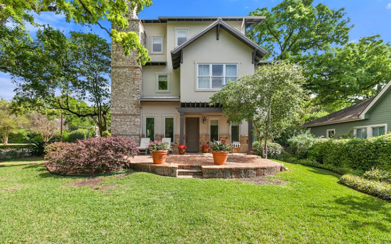 Pauly Presley Realty