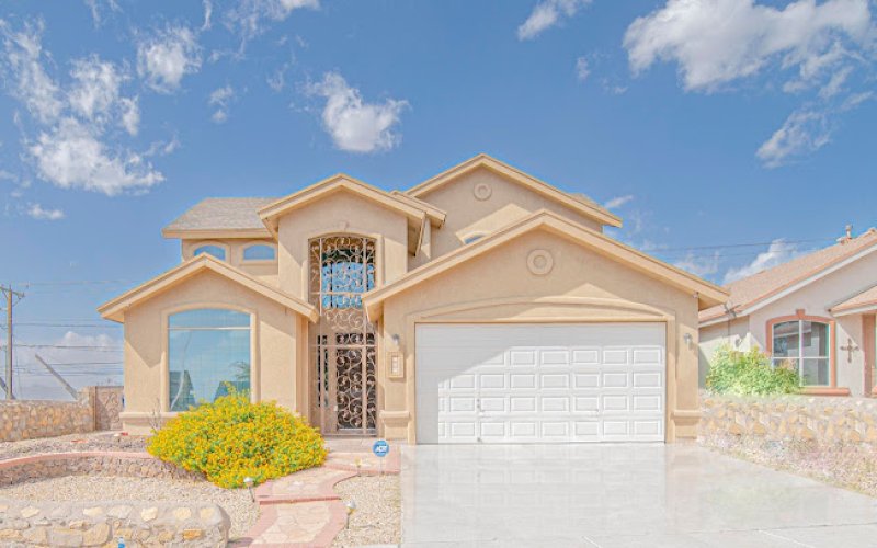 Jacalyn Perez - El Paso Realtor