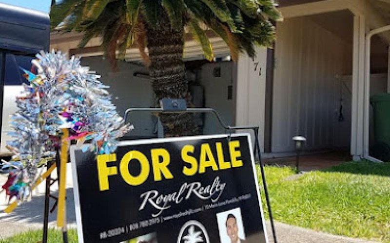 Royal Realty