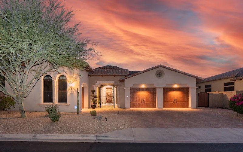 Lorraine Ryall, REALTOR IN MESA