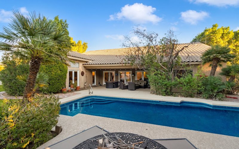 David Arustamian - Russ Lyon Sotheby's International Realty
